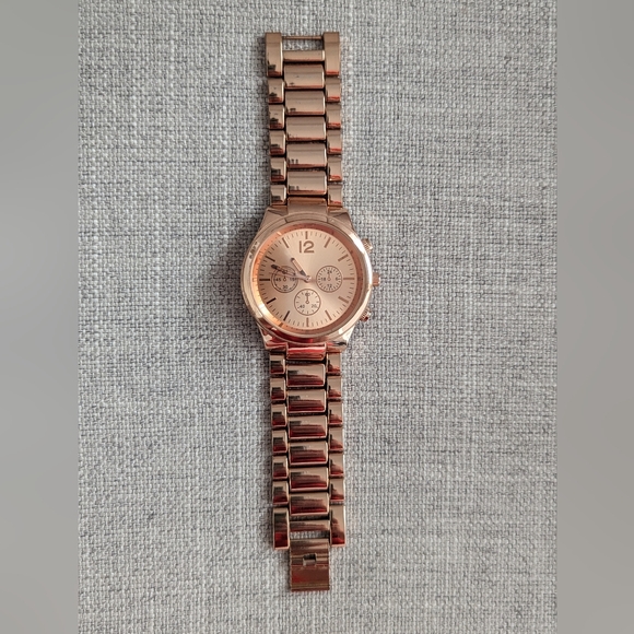 Rose Gold Watch By Claire's - Picture 8 of 11